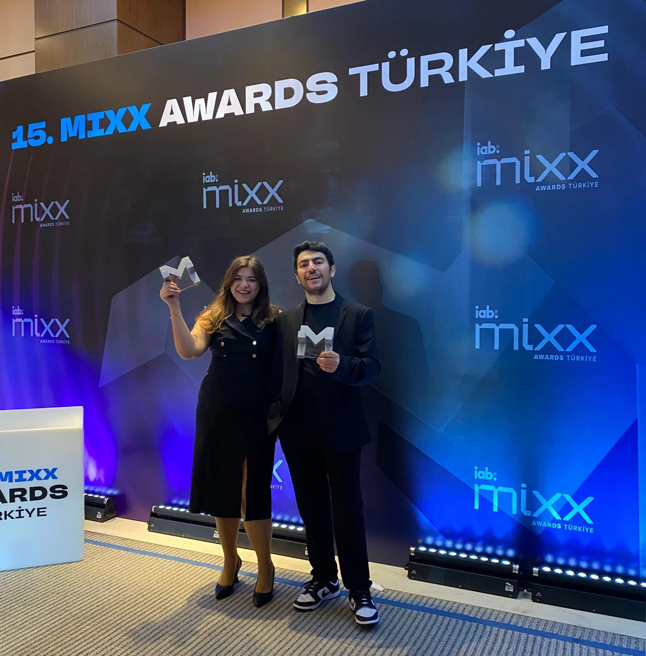 MIXX’den ‘Yarım Kalan Hikayeler’e ödül